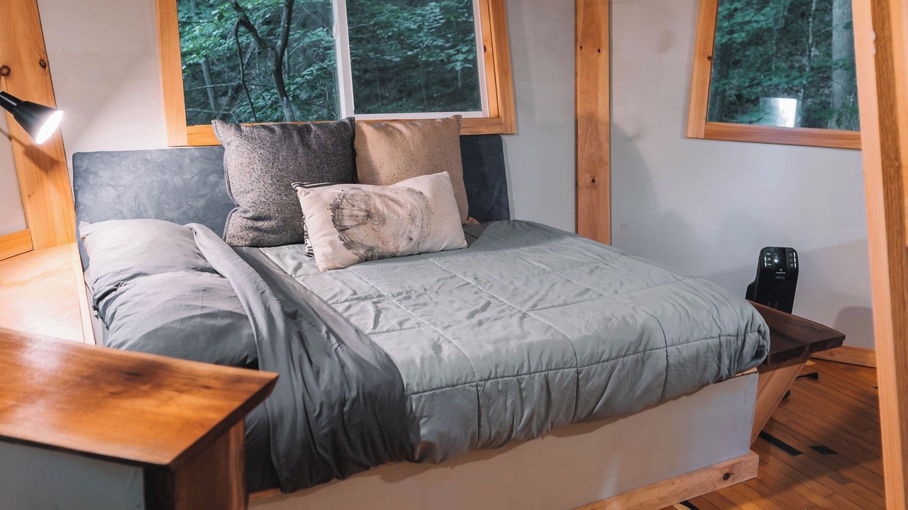 Photo of Bedroom in Rogers