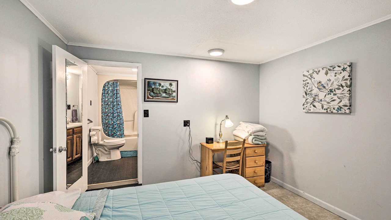 Photo of Bathroom in Roan Mountain