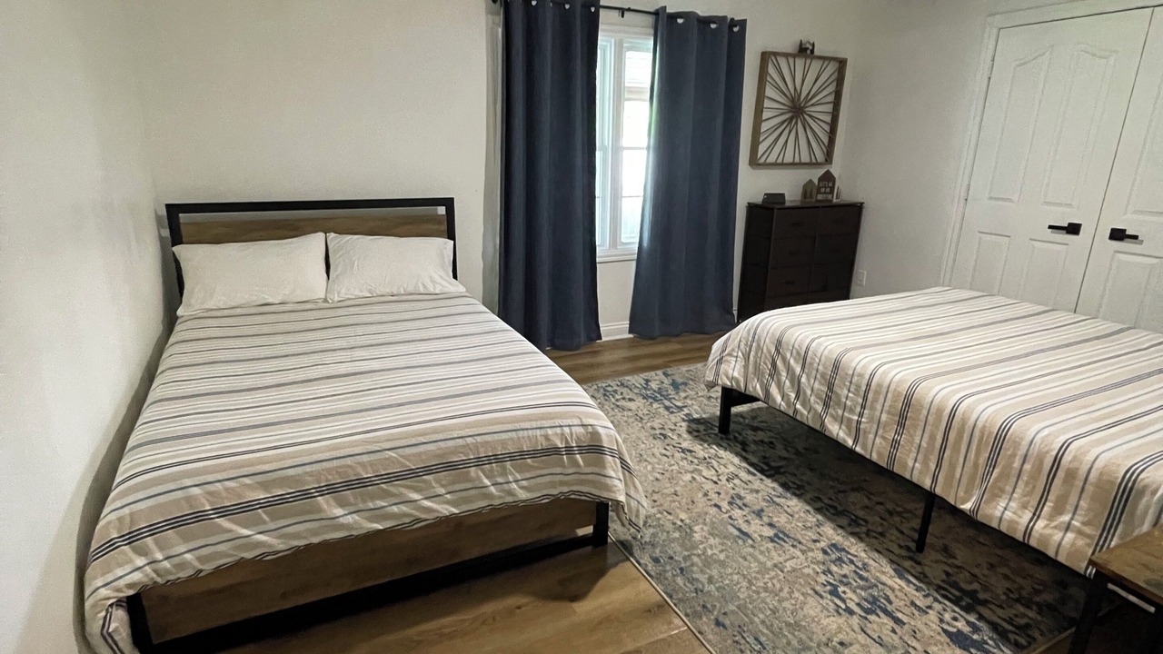 Photo of Bedroom in Campton