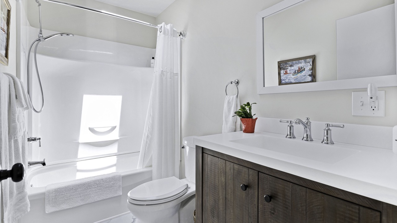 Photo of Bathroom in Fairview