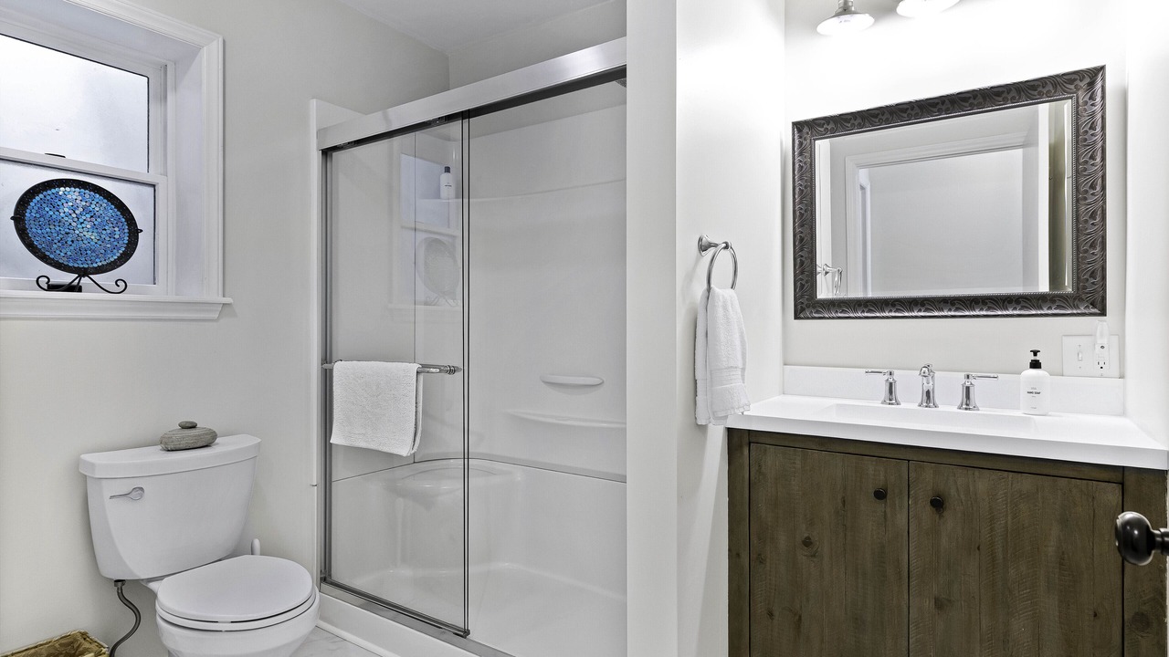 Photo of Bathroom in Fairview