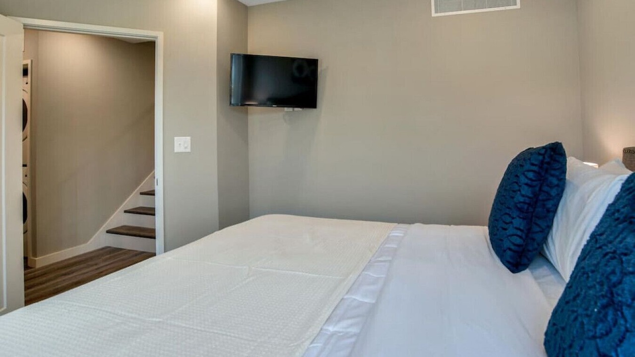 Photo of Bedroom in Asheville