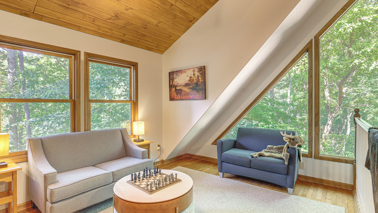 Photo of Livingroom in Rutherfordton