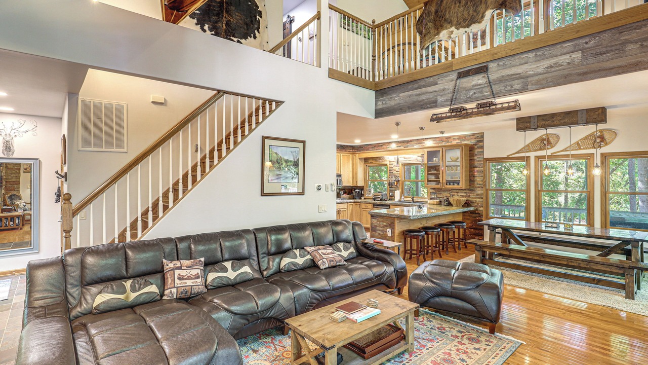 Photo of Livingroom in Rutherfordton