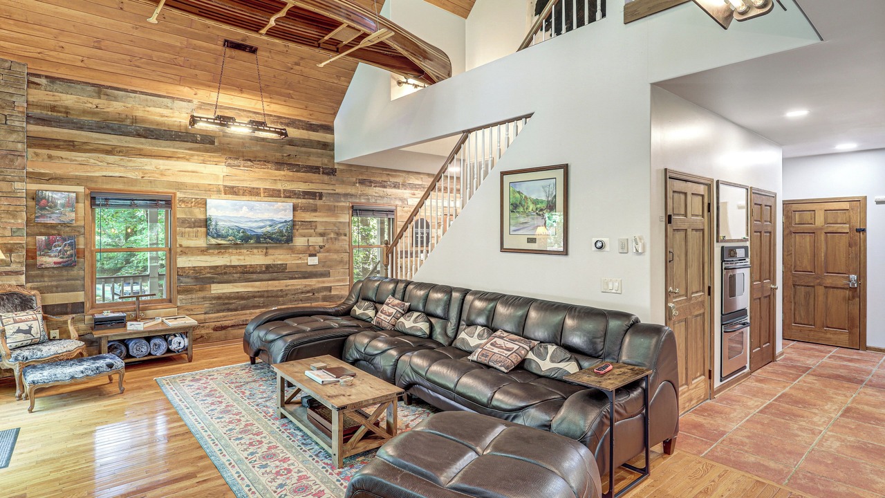 Photo of Livingroom in Rutherfordton
