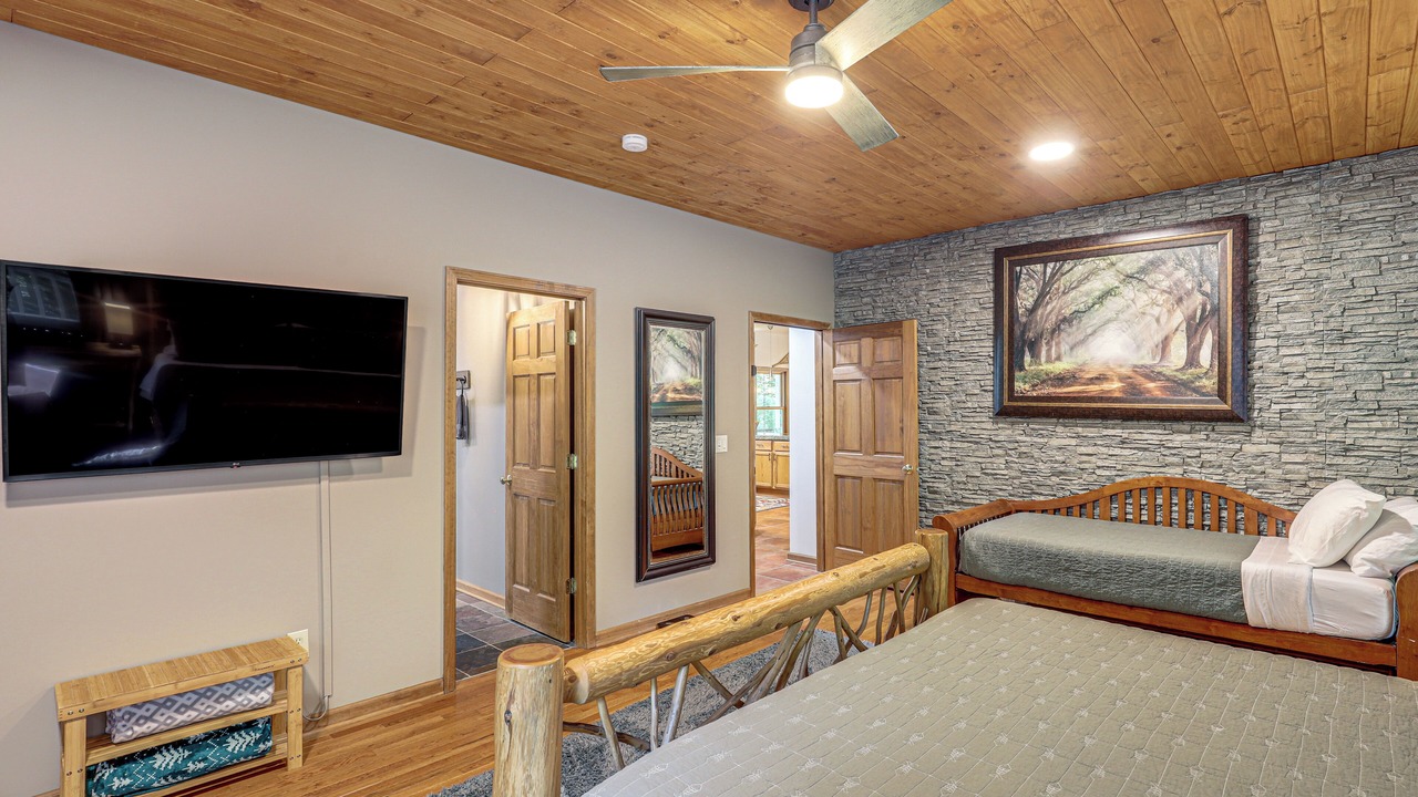 Photo of Bedroom in Rutherfordton