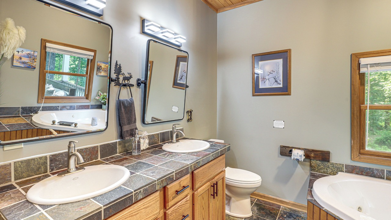 Photo of Bathroom in Rutherfordton