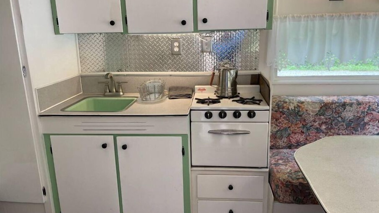 Photo of Kitchen in Barnardsville