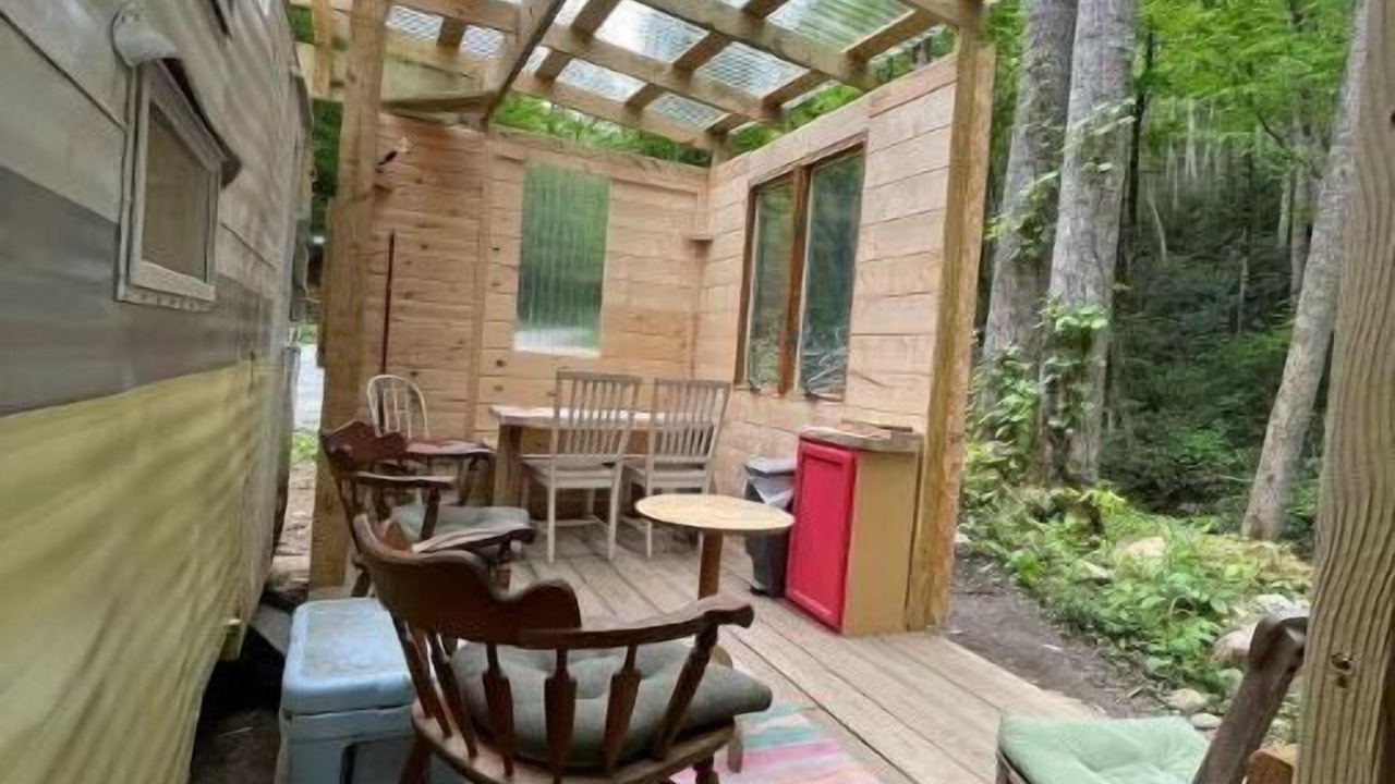 Photo of Patio Balcony in Barnardsville