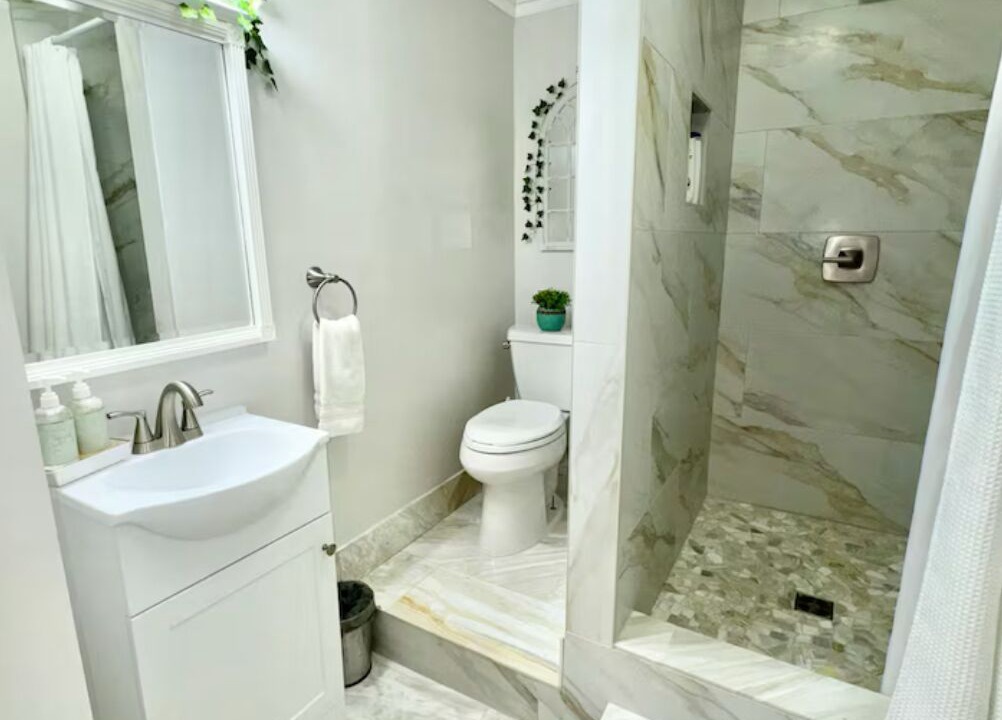 Photo of Bathroom in Ashley Oaks