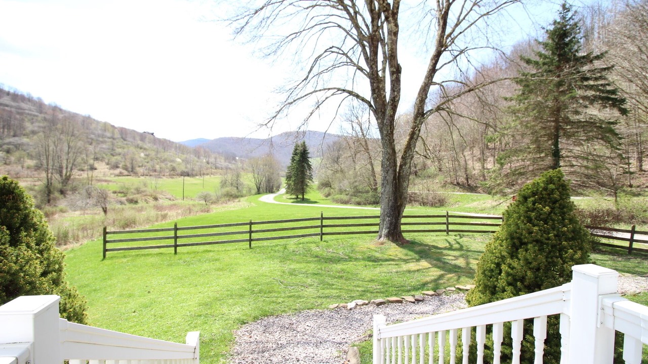 Photo of Others in Slatyfork Farm