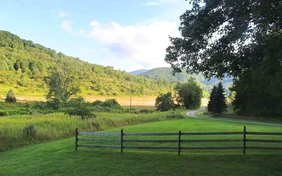 Photo of Others in Slatyfork Farm