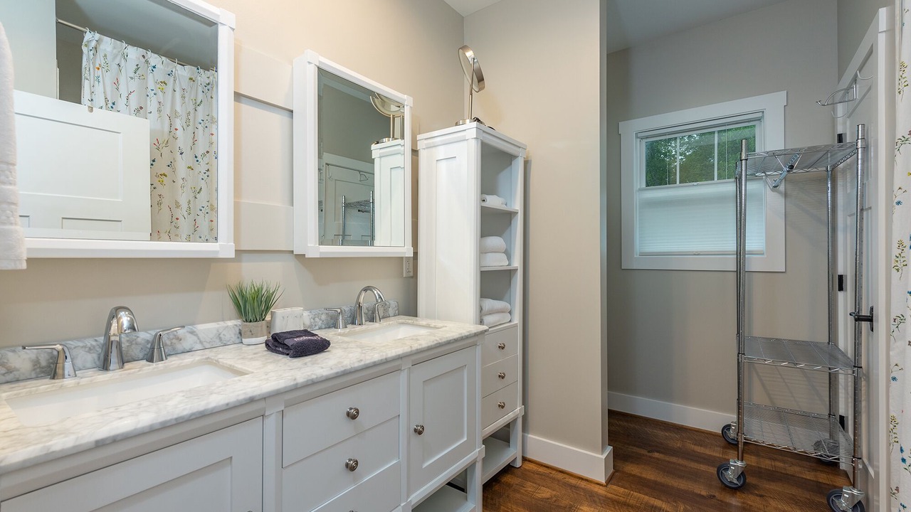 Photo of Bathroom in Black Mountain