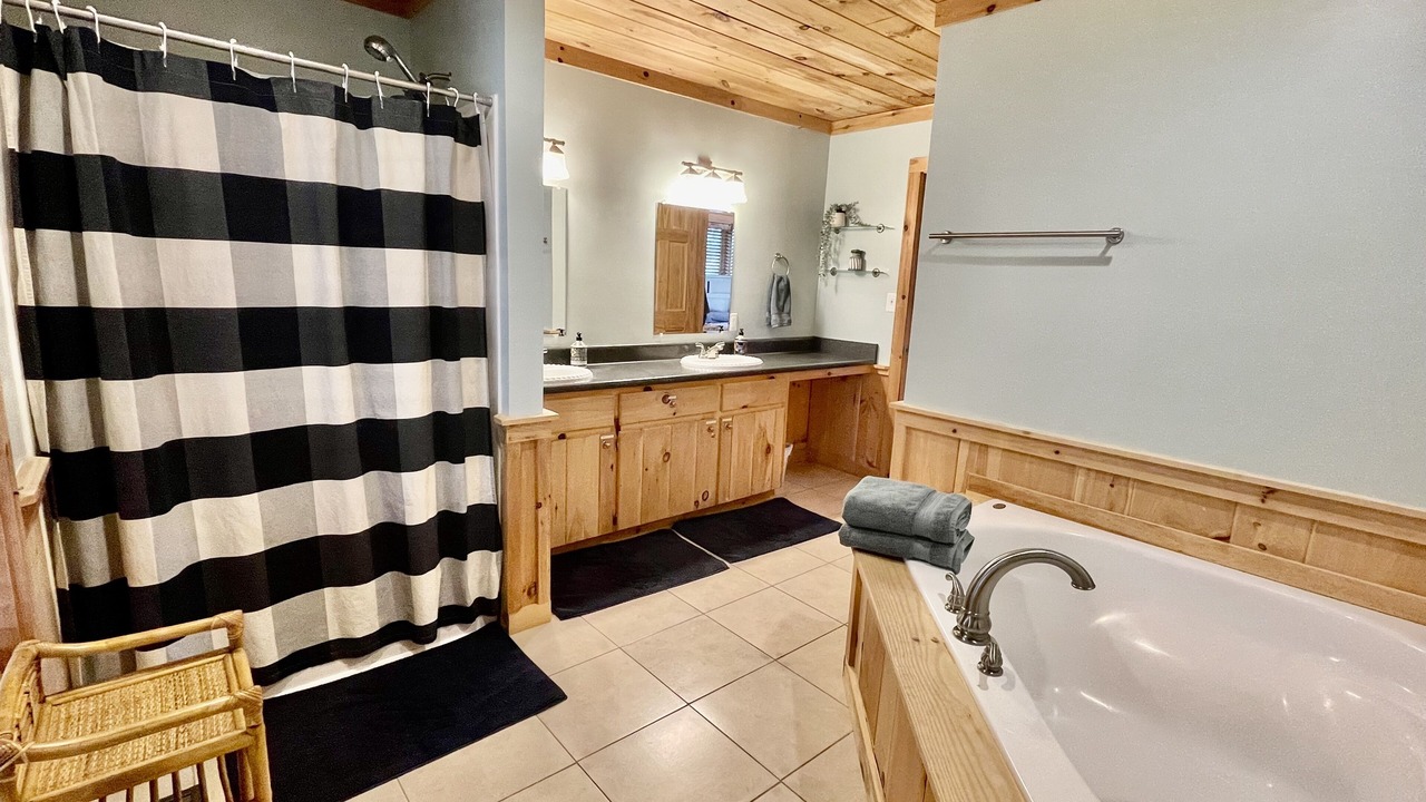Photo of Bathroom in Lake Lure