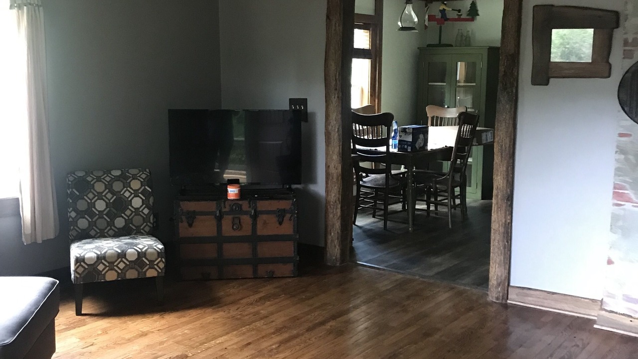 Photo of Livingroom in Asheville