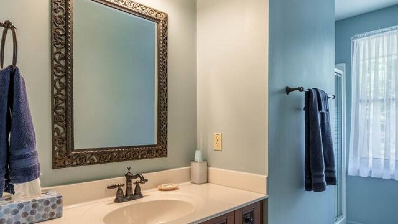 Photo of Bathroom in Nebo