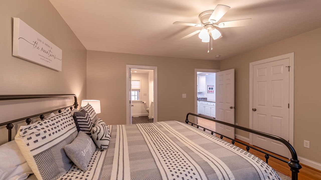 Photo of Bedroom in Sugar Mountain