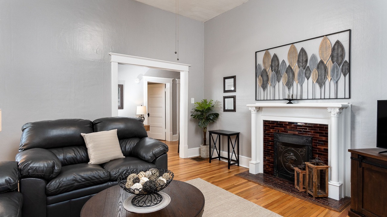 Photo of Livingroom in Johnson City