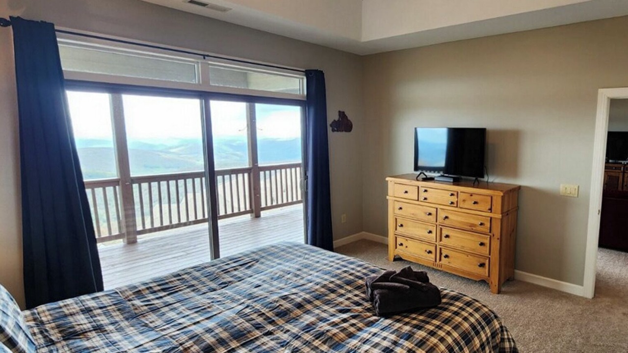 Photo of Bedroom in Sugar Mountain