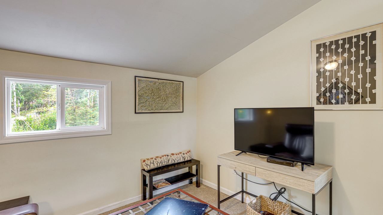 Photo of Livingroom in Asheville