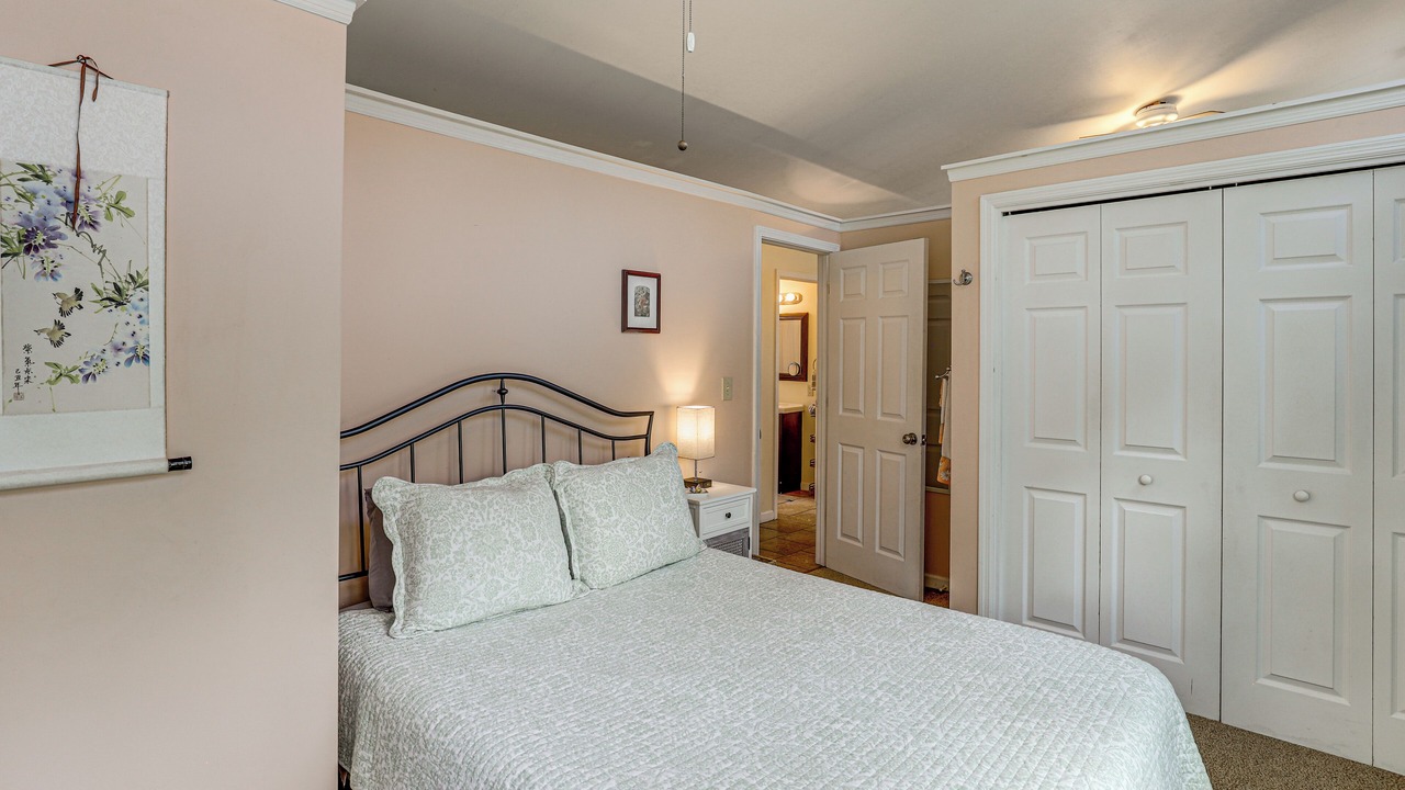 Photo of Bedroom in Asheville