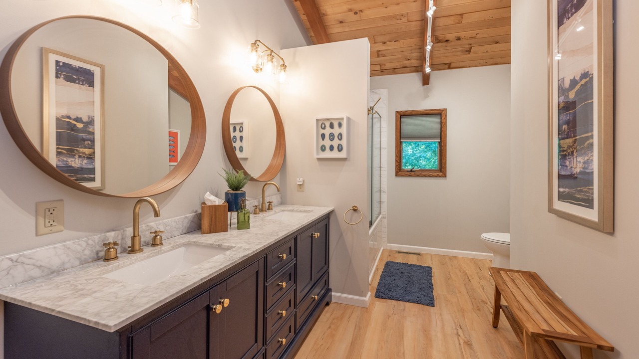 Photo of Bathroom in Swanton