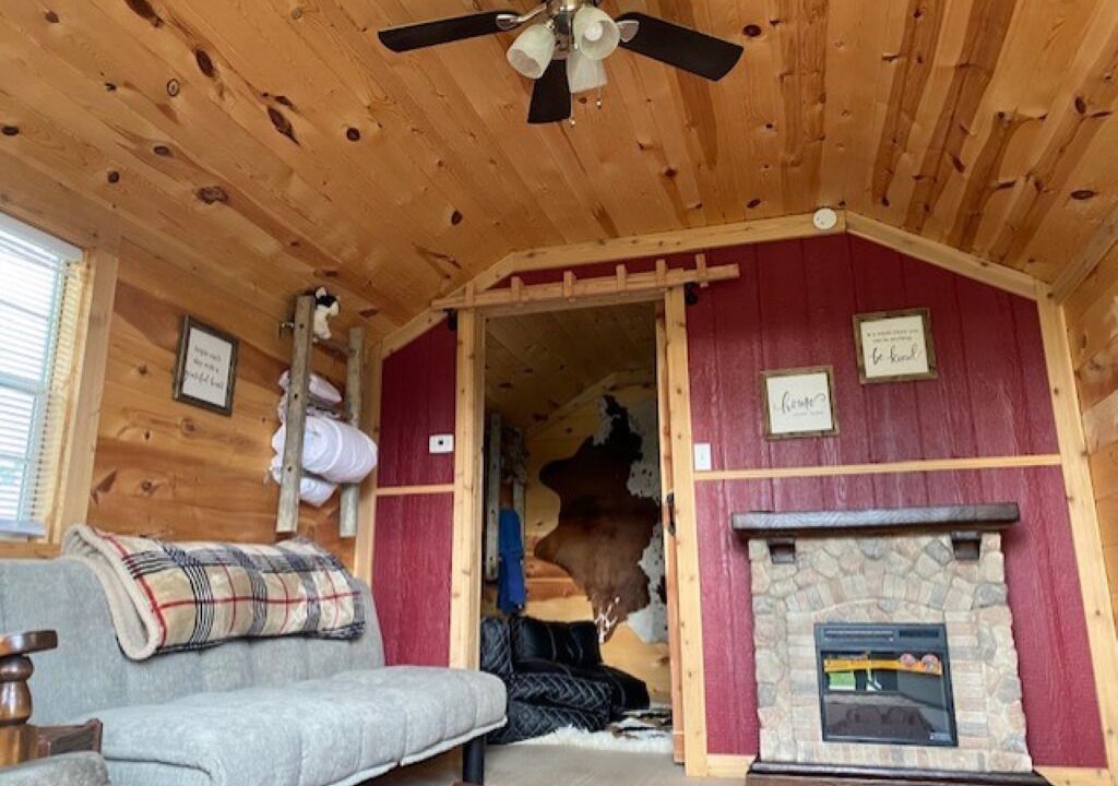 Photo of Livingroom in Hamersville