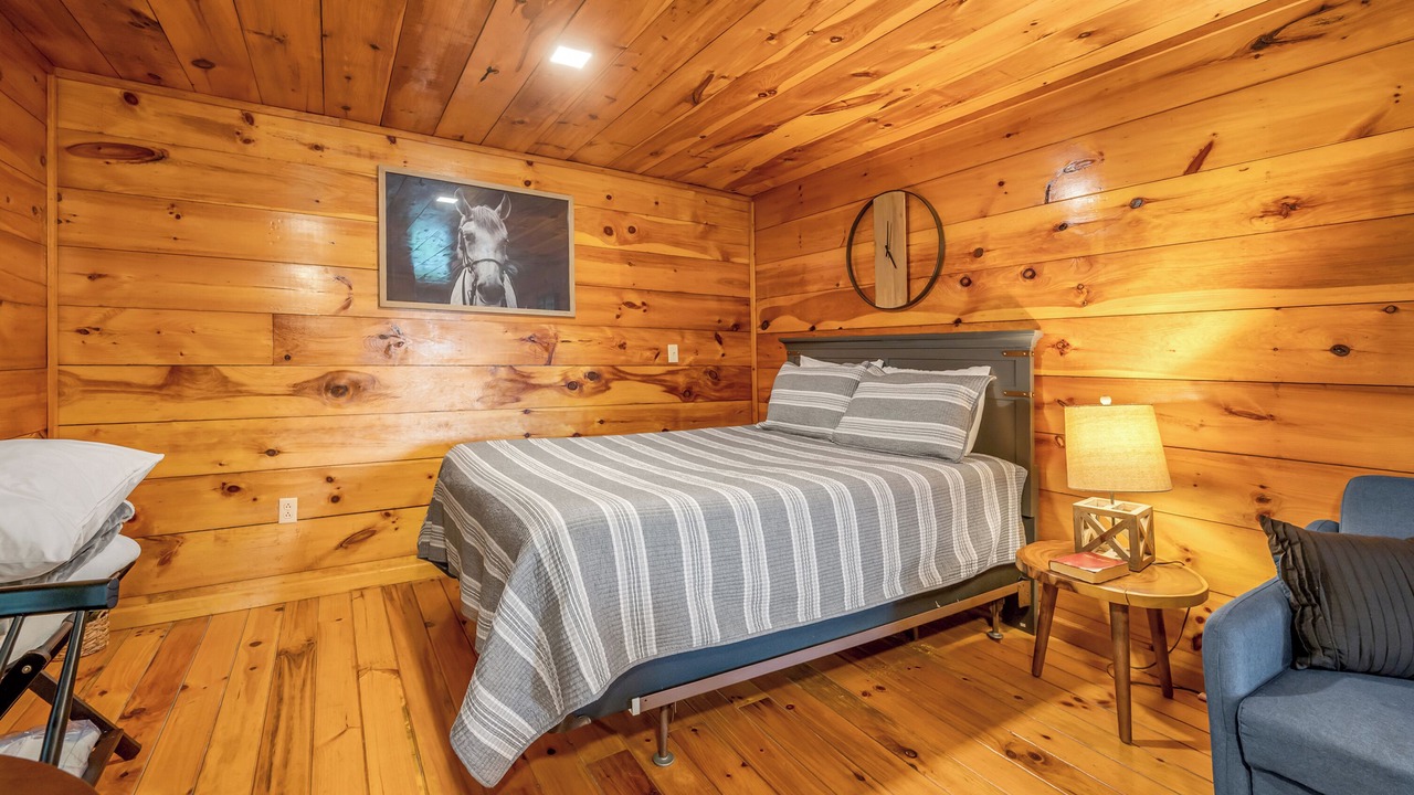 Photo of Bedroom in Farmers