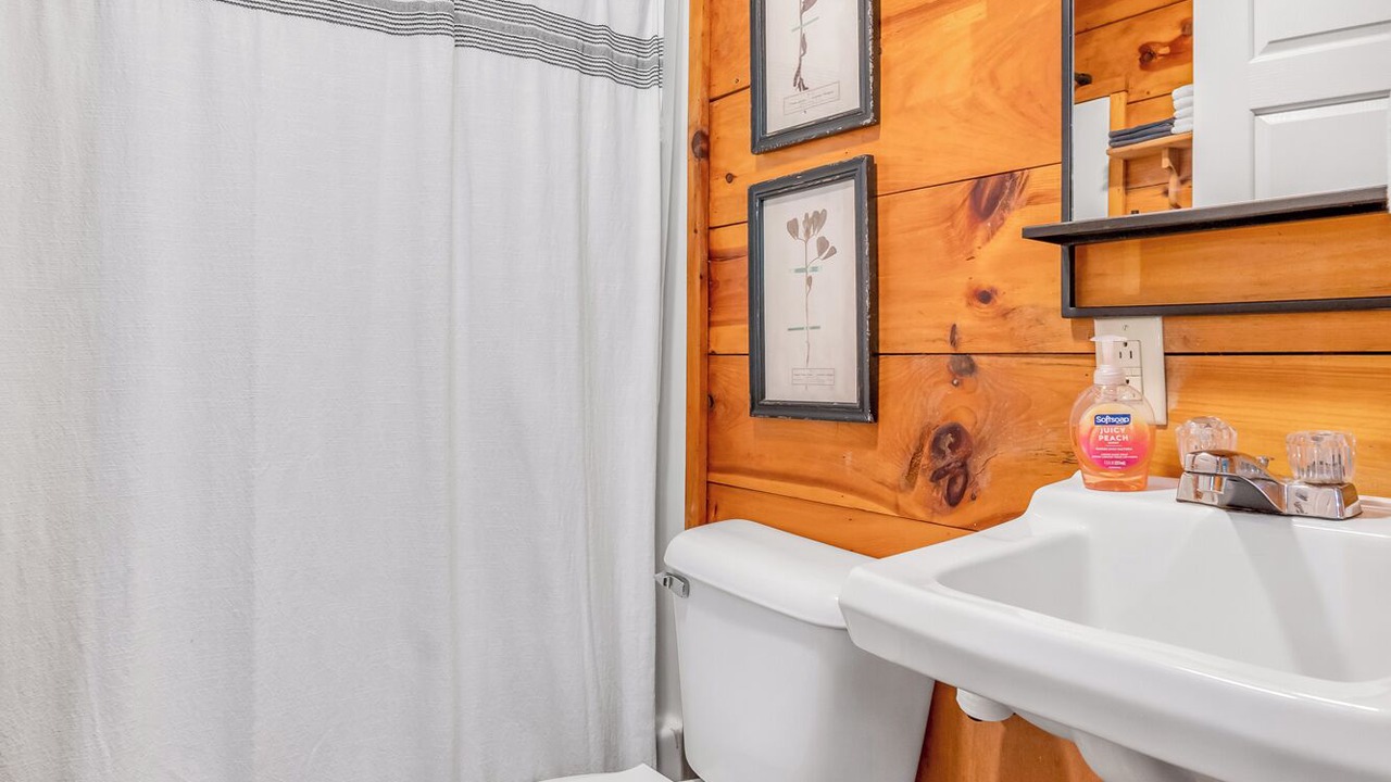 Photo of Bathroom in Farmers