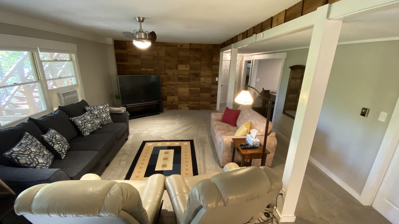 Photo of Livingroom in Asheville