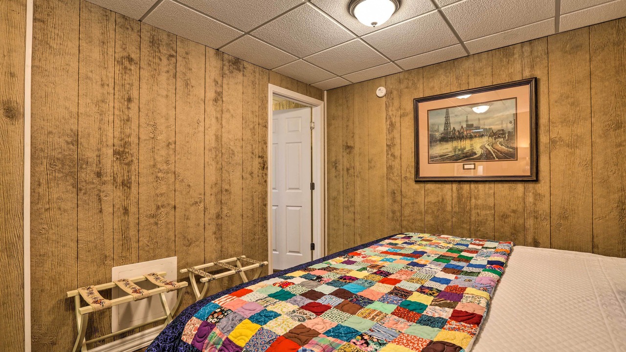 Photo of Bedroom in Chaplin