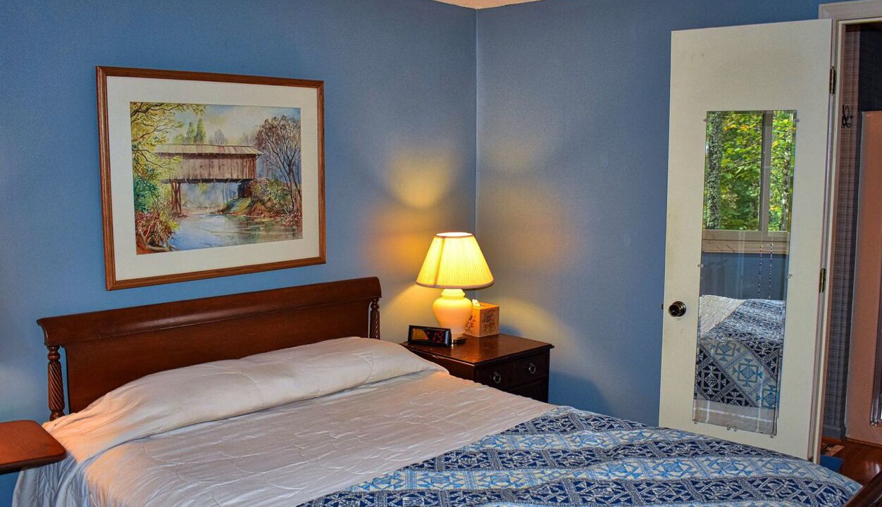 Photo of Bedroom in Newland