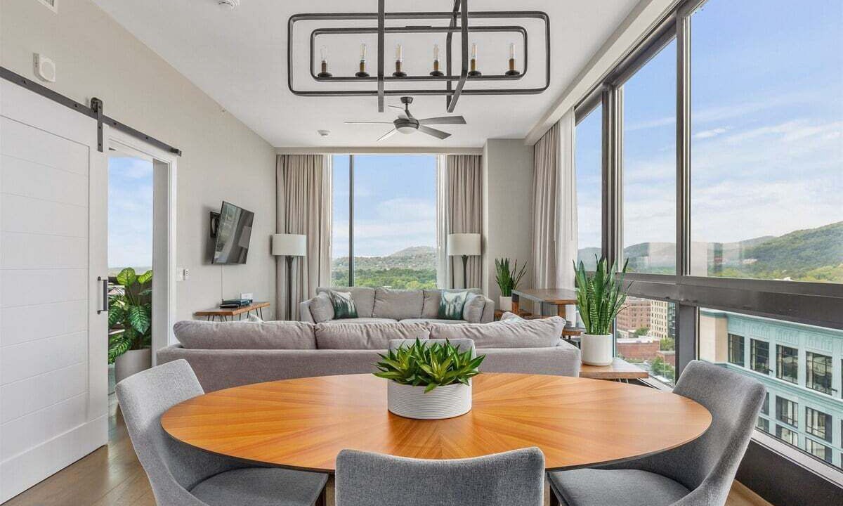 Photo of Bedroom in Downtown Asheville