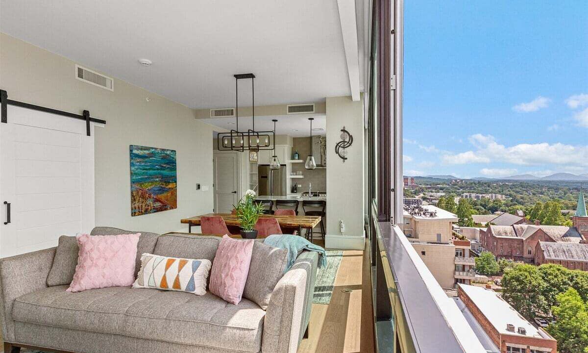 Photo of Bedroom in Downtown Asheville