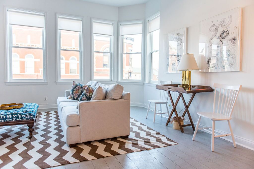 Photo of Livingroom in Versailles
