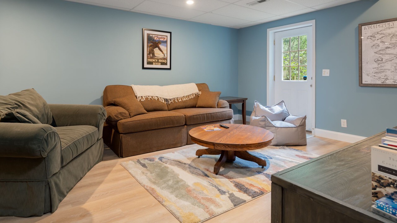 Photo of Bedroom in Woodfin