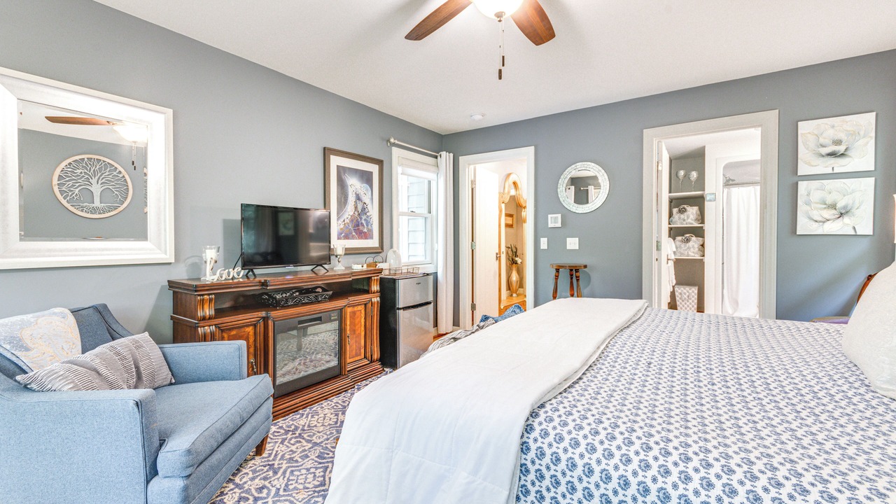 Photo of Bedroom in Black Mountain
