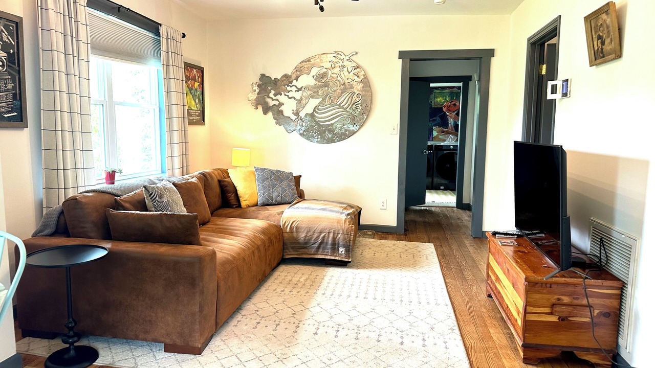 Photo of Livingroom in Woodfin
