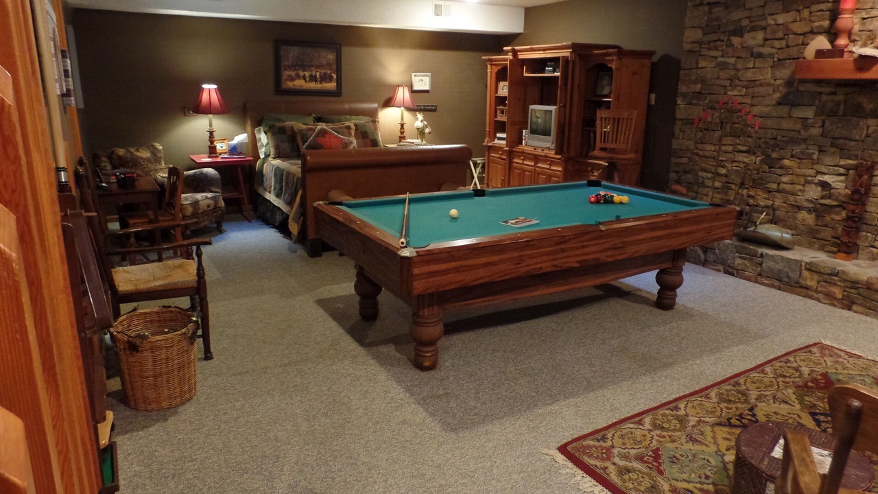 Photo of Bedroom in Roan Mountain