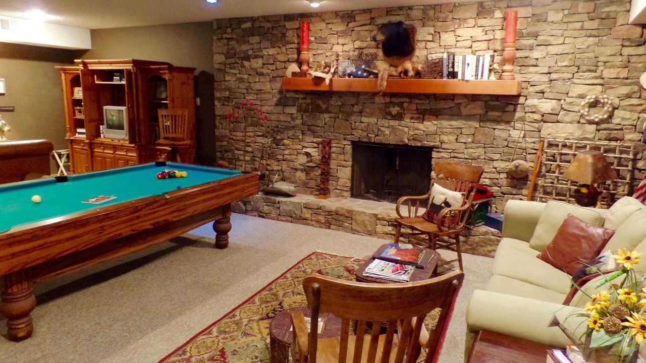 Photo of Livingroom in Roan Mountain