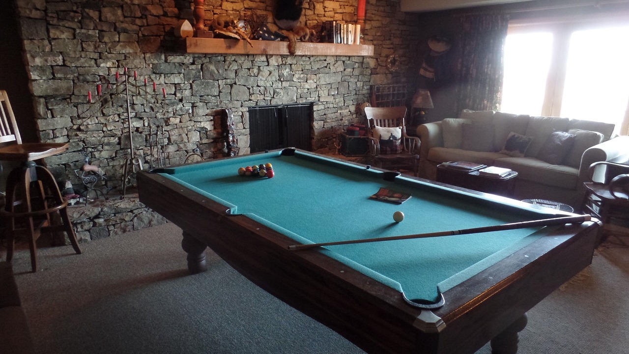 Photo of Bedroom in Roan Mountain