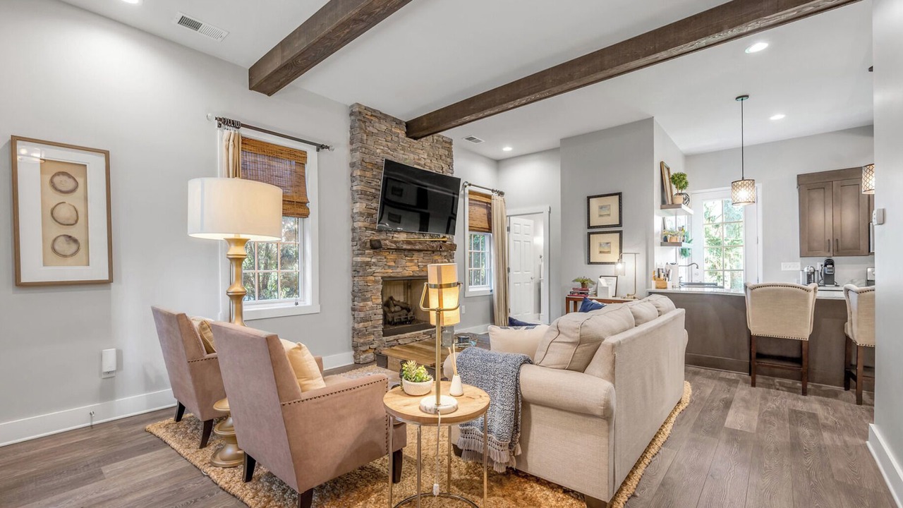 Photo of Livingroom in Lexington