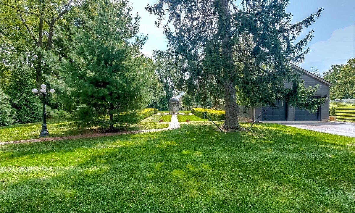 Photo of Outdoor in Lexington