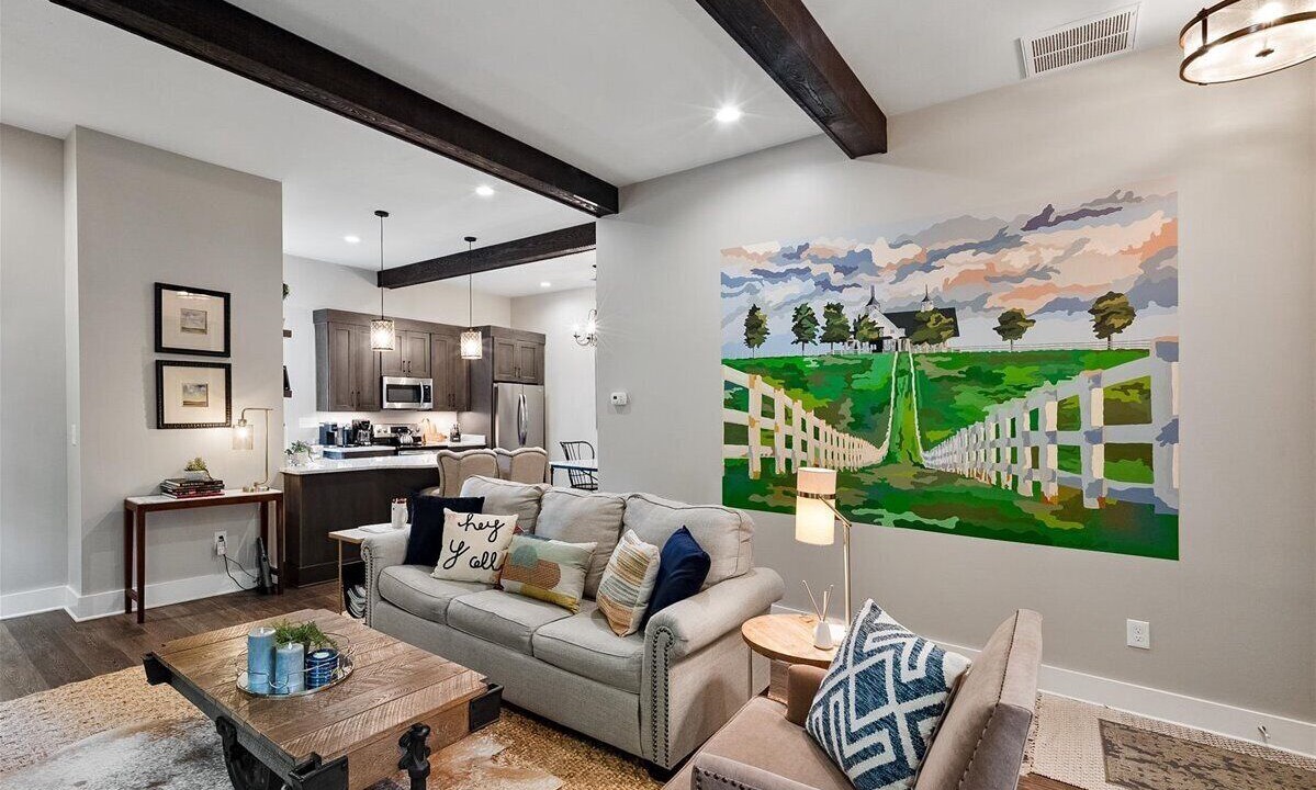 Photo of Livingroom in Lexington