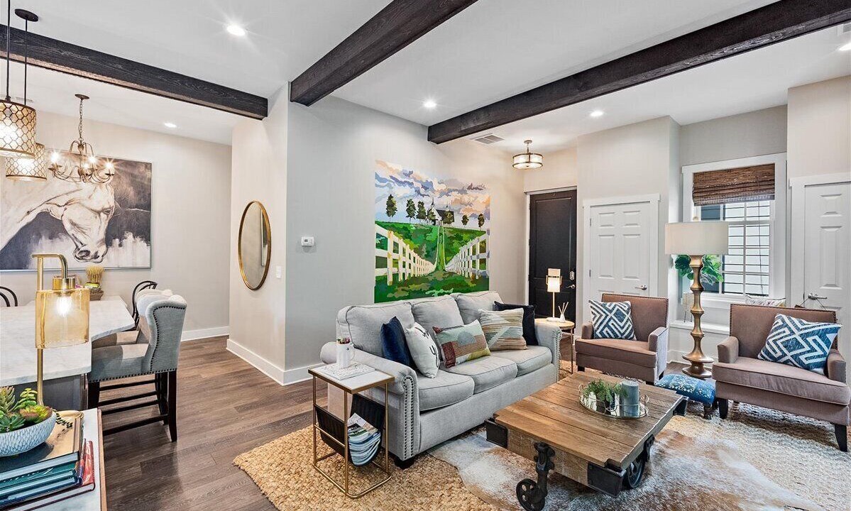 Photo of Livingroom in Lexington