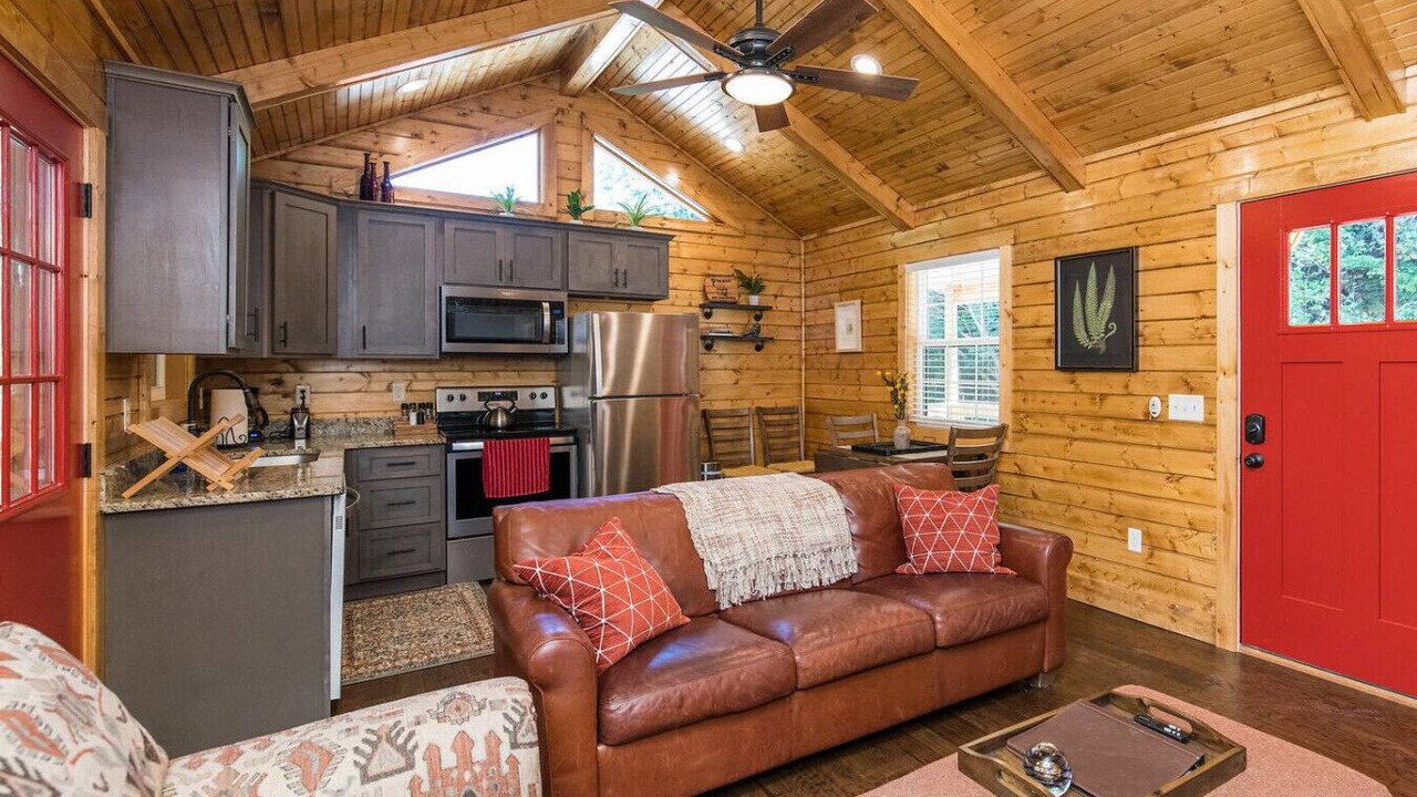 Photo of Livingroom in Rogers
