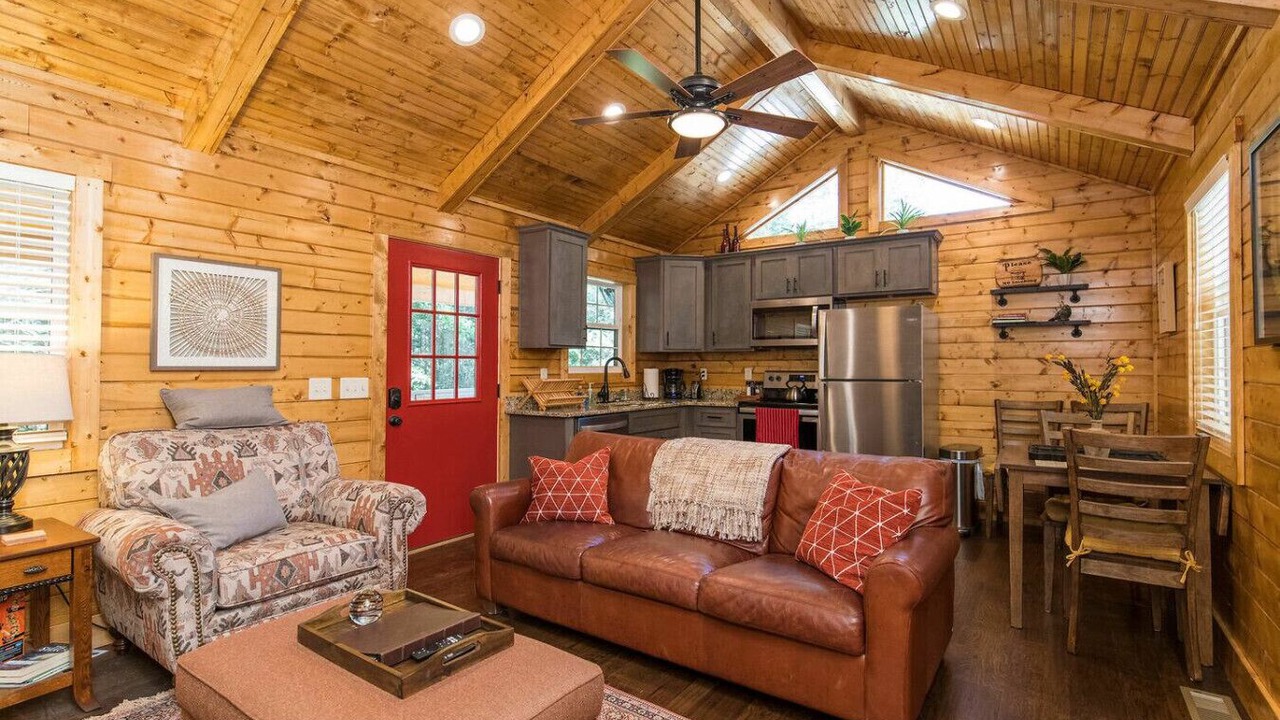 Photo of Livingroom in Rogers