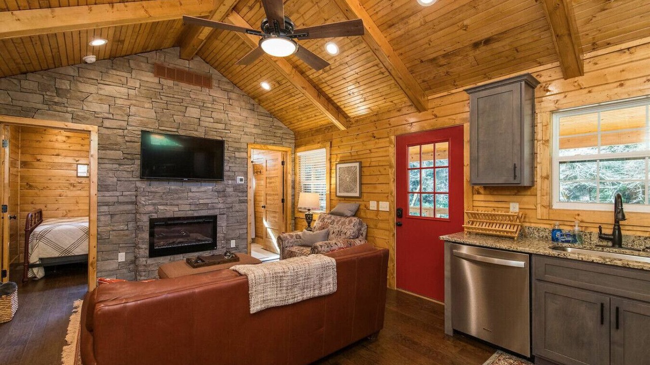 Photo of Livingroom in Rogers