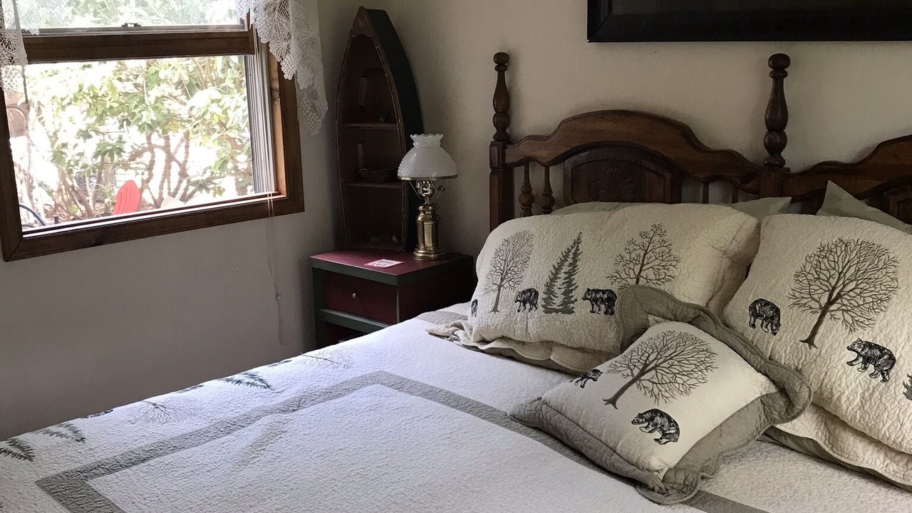 Photo of Bedroom in Newland