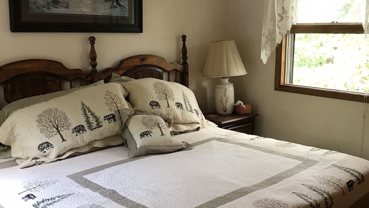 Photo of Bedroom in Newland